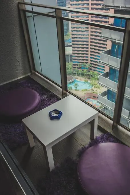 Mercu Summer Suite - Love Romance, Purple Love Fun 紫情趣民宿 Kuala Lumpur