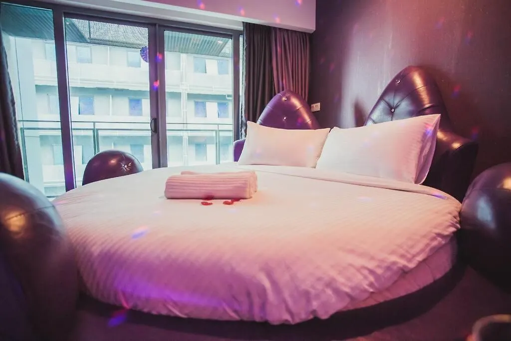 Apartament Mercu Summer Suite - Love Romance, Purple Love Fun 紫情趣民宿 Kuala Lumpur