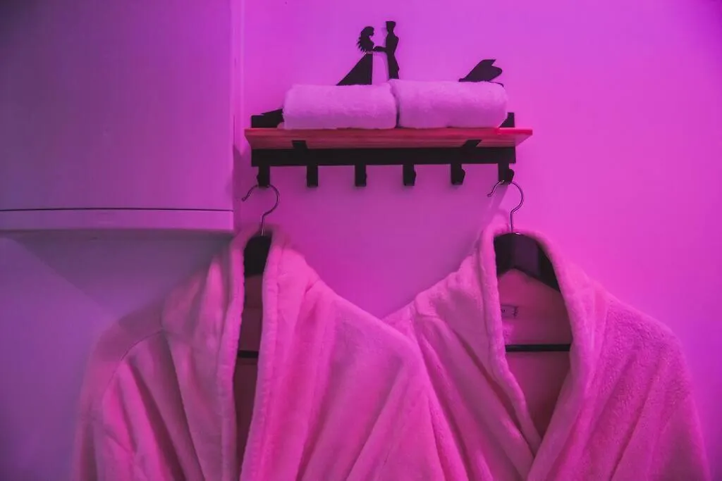 Apartment Mercu Summer Suite - Love Romance, Purple Love Fun 紫情趣民宿 Kuala Lumpur