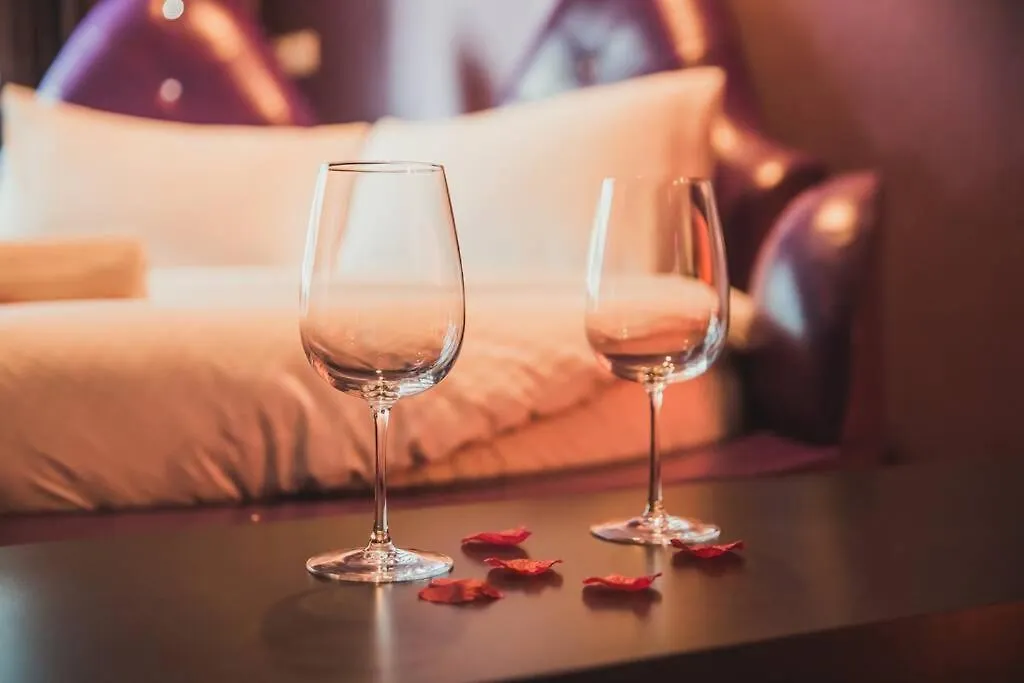 Mercu Summer Suite - Love Romance, Purple Love Fun 紫情趣民宿 Kuala Lumpur Apartment